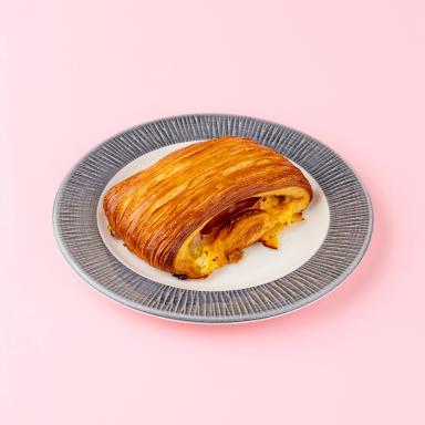 HAM AND CHEESE PUFF PASTRY