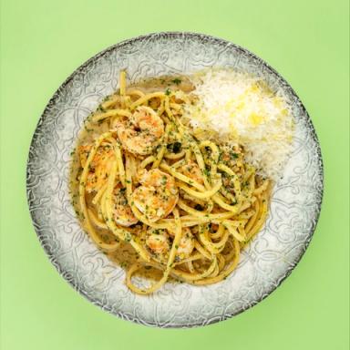 AGLIO OLIO SPAGHETTI WITH PRAWNS