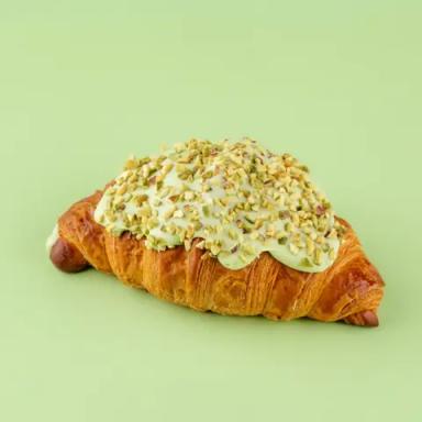 PISTACHIO HAPPINESS CROISSANT