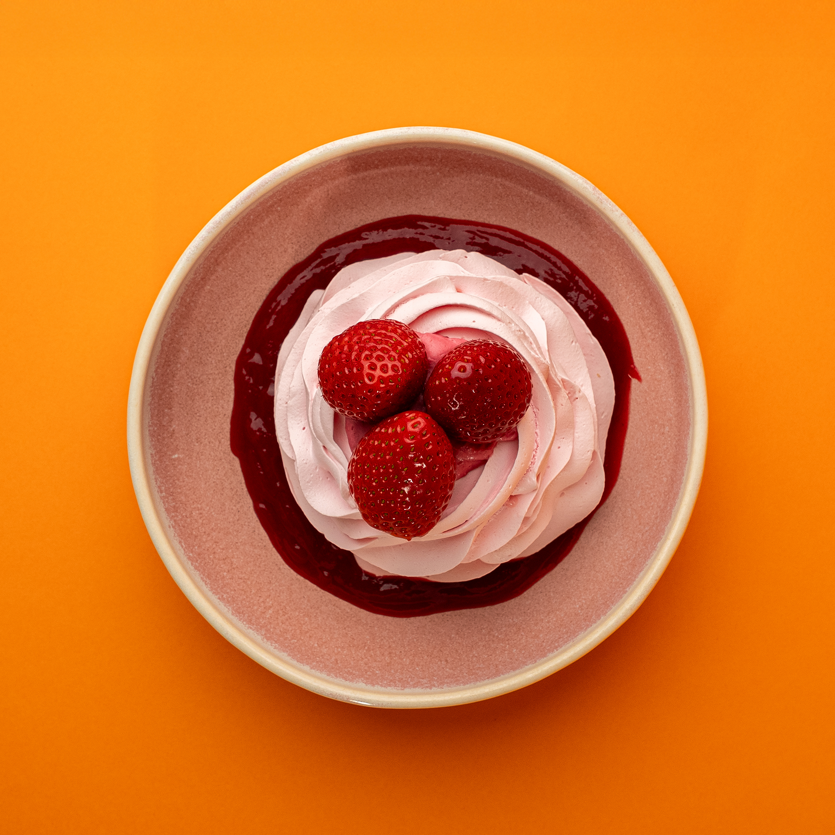 PAVLOVA WITH SEASONAL FRUIT