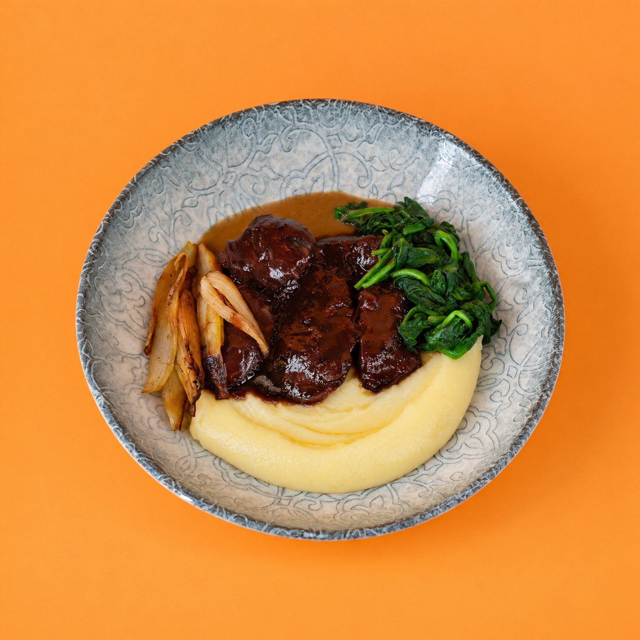 Chicken liver with mashed potatoes